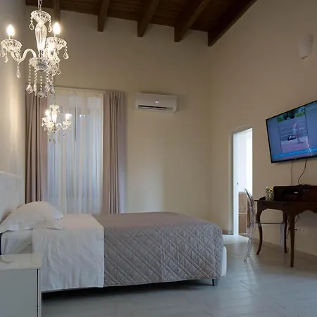 Bed & Breakfast Costa Masciarelli - Affrescate A Due Passi Dal Duomo