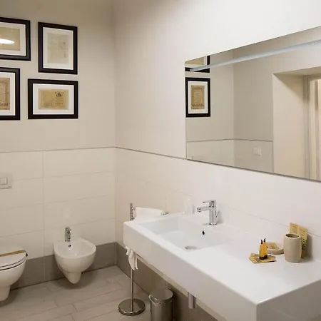 Costa Masciarelli - Affrescate A Due Passi Dal Duomo 3* L'Aquila