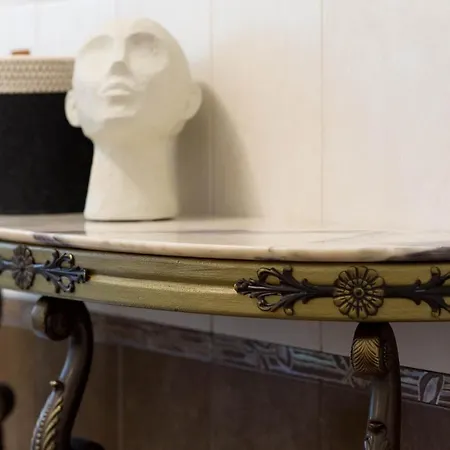 Costa Masciarelli - Affrescate A Due Passi Dal Duomo L'Aquila