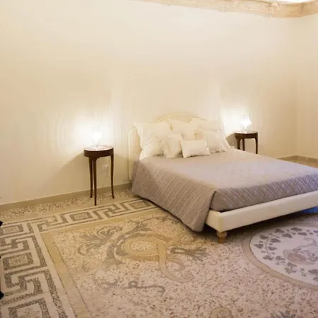 Couette-café Costa Masciarelli - Affrescate A Due Passi Dal Duomo 4*