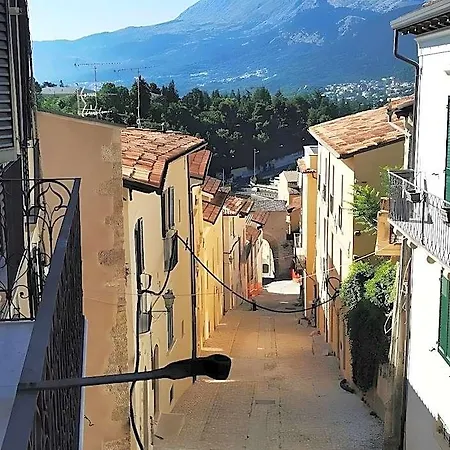 Costa Masciarelli - Affrescate A Due Passi Dal Duomo Λ' Άκουιλα