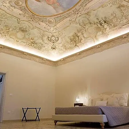Bed and Breakfast Costa Masciarelli - Affrescate A Due Passi Dal Duomo