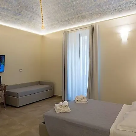 Costa Masciarelli - Affrescate A Due Passi Dal Duomo Bed and Breakfast