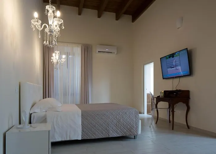 فندق مبيت وإفطار Costa Masciarelli - Affrescate A Due Passi Dal Duomo